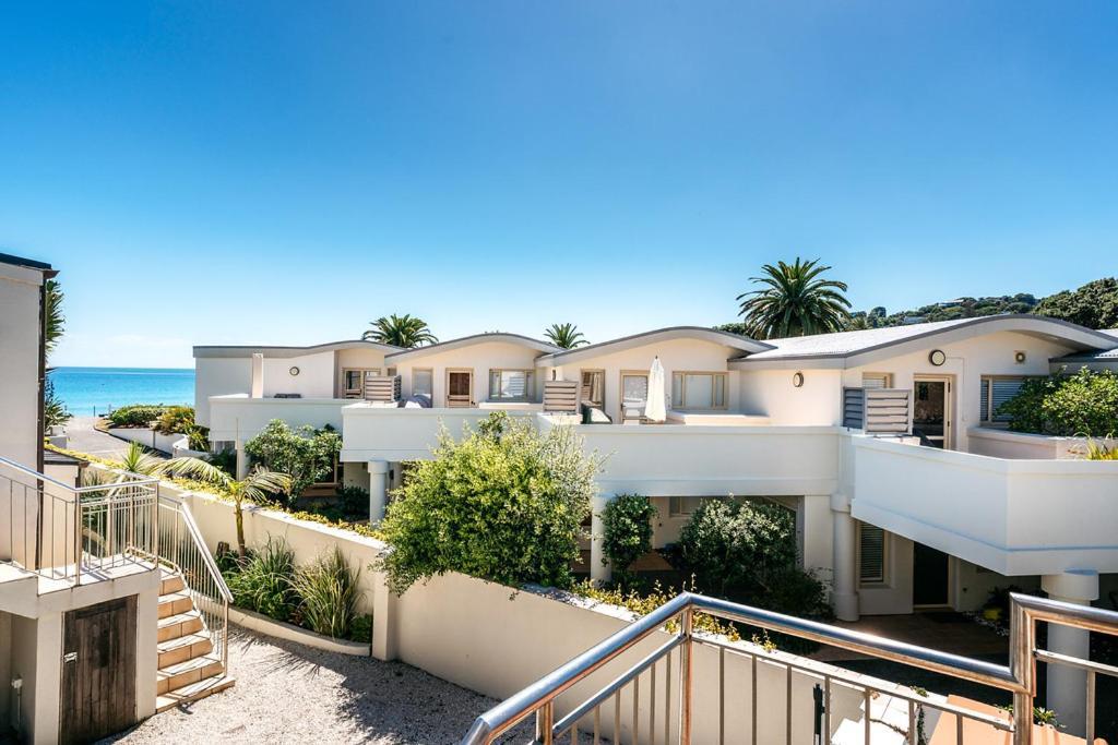 Onetangi Beach Apartments Εξωτερικό φωτογραφία