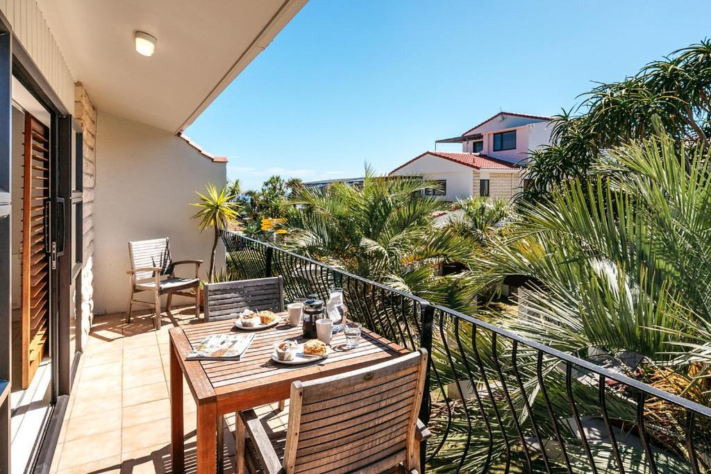 Onetangi Beach Apartments Εξωτερικό φωτογραφία