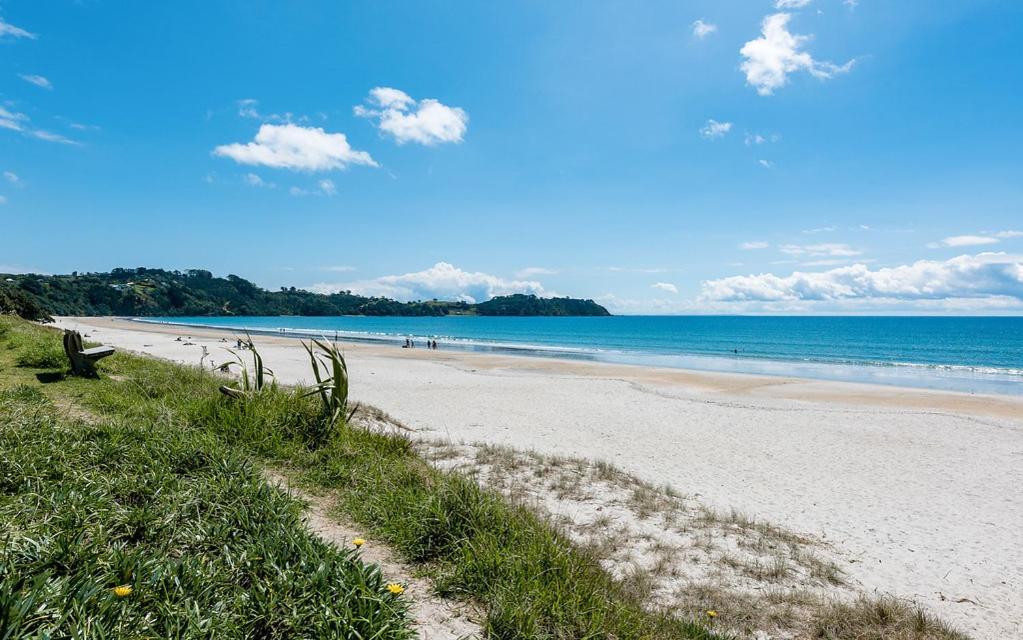 Onetangi Beach Apartments Εξωτερικό φωτογραφία