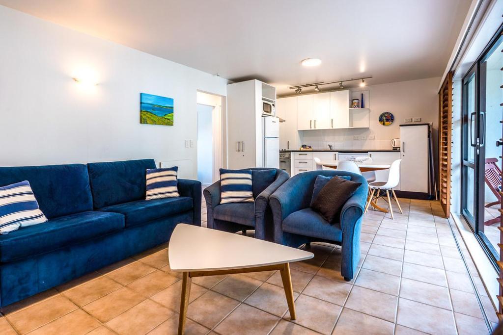 Onetangi Beach Apartments Εξωτερικό φωτογραφία