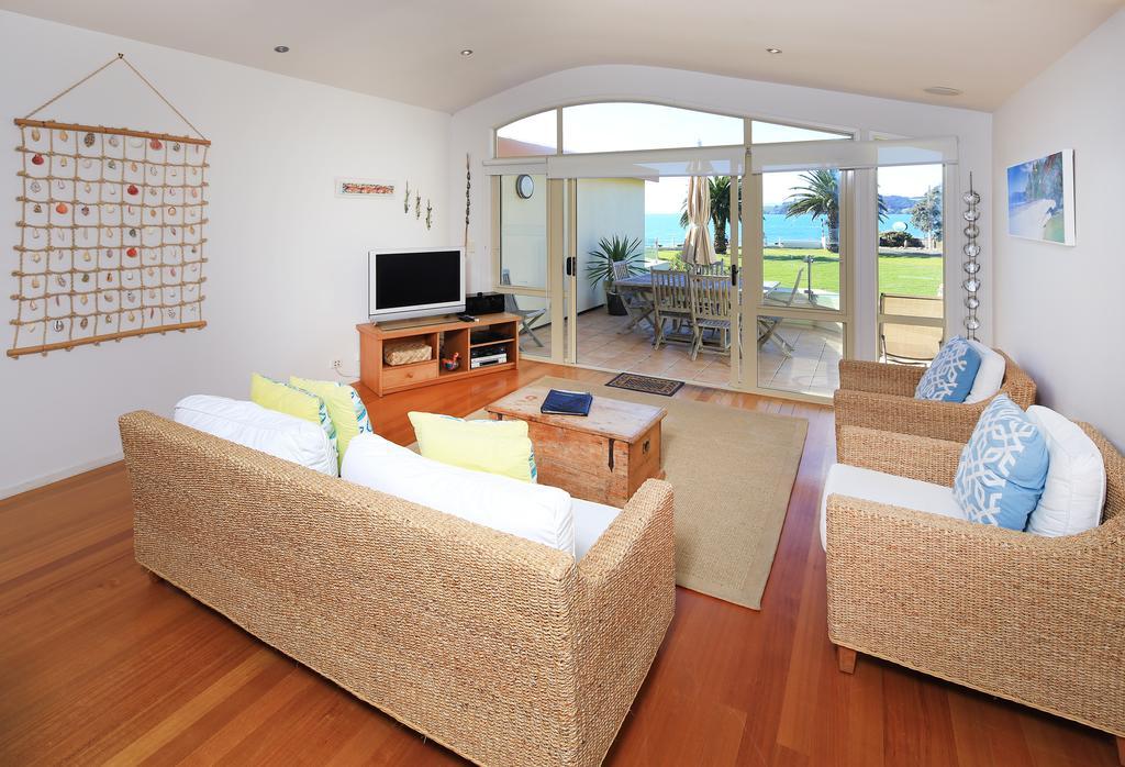 Onetangi Beach Apartments Εξωτερικό φωτογραφία