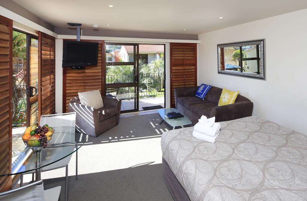 Onetangi Beach Apartments Εξωτερικό φωτογραφία